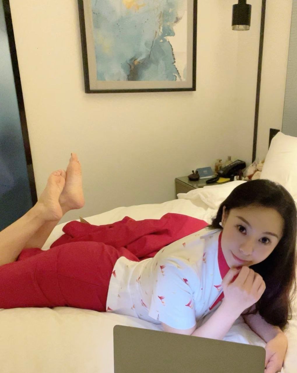 加利福尼亚外围找小姐按摩推油 楼凤约炮 打炮 约会 援交做爱 在校学生兼职 肤白貌美上门外送服务 莞式一条龙服务