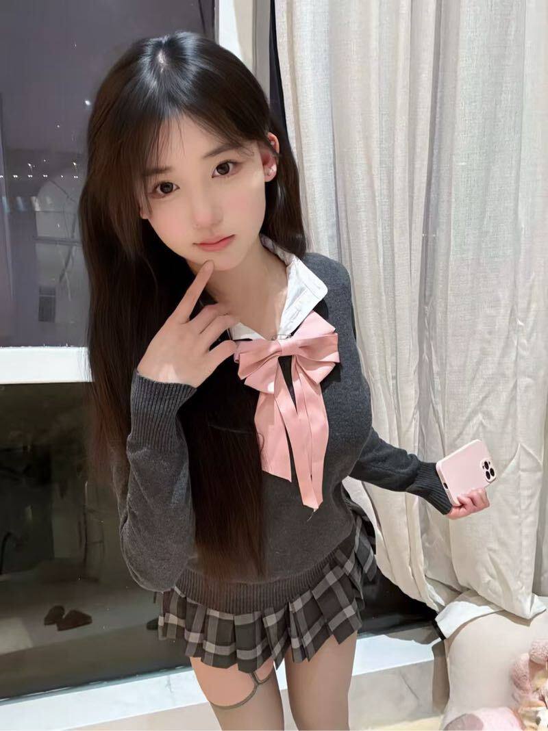 哥伦比亚有东莞服务，陪洗澡🛁，裸吹+👅口爆，吸蛋蛋，舔菊花，全身漫游，射身射脸～