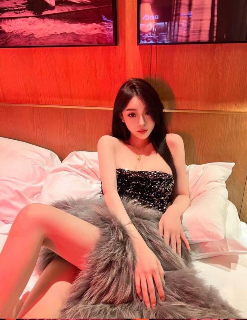 布里奇波特美国华人外围 约炮留学生外约上门按摩服务约.莞式一条龙服务，按摩/推油，约爱，小姐外送服务，楼凤网，可伴游服务